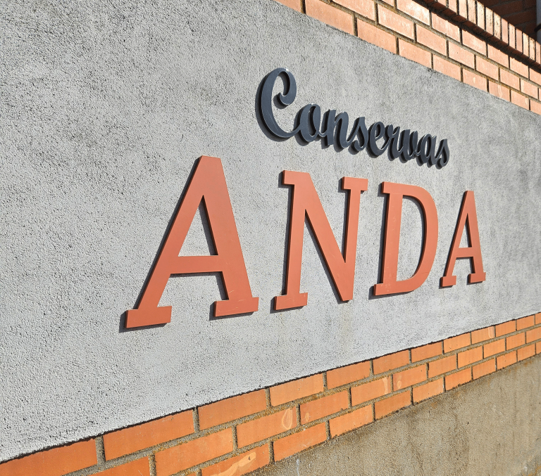 Fachada Conservas Anda